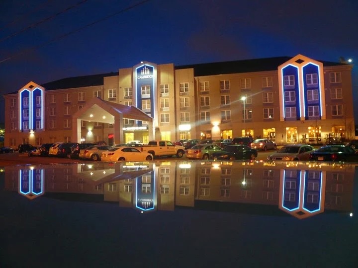 Cambridge Hotel & Conference Centre